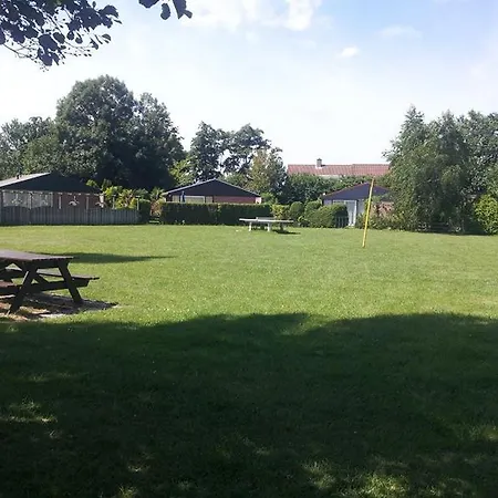 Holiday home Zonneweelde
